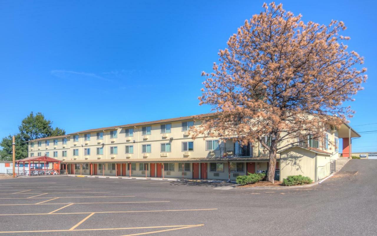 Redmond Inn Ngoại thất bức ảnh